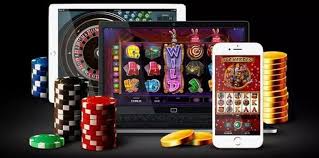 Experience Fortune at Casino Lucky Manor